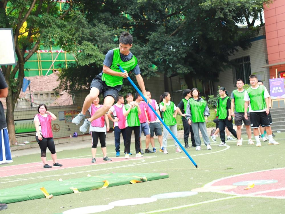 代表委员热议青少年运动锻炼如何让“躺平”的孩子们动起来？